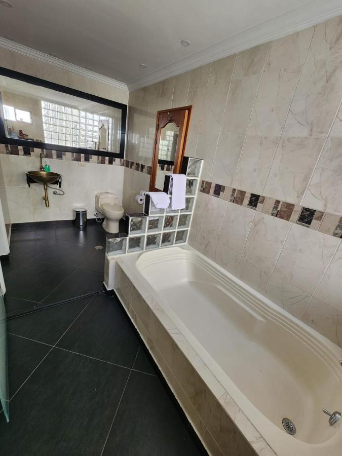 Hotel Boutique Deluxe Home เมเดยิน ภายนอก รูปภาพ