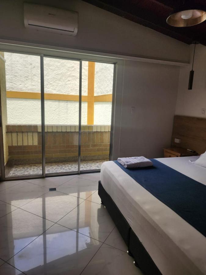 Hotel Boutique Deluxe Home เมเดยิน ภายนอก รูปภาพ